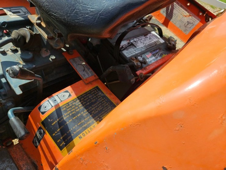 kubota-b8200-image-38