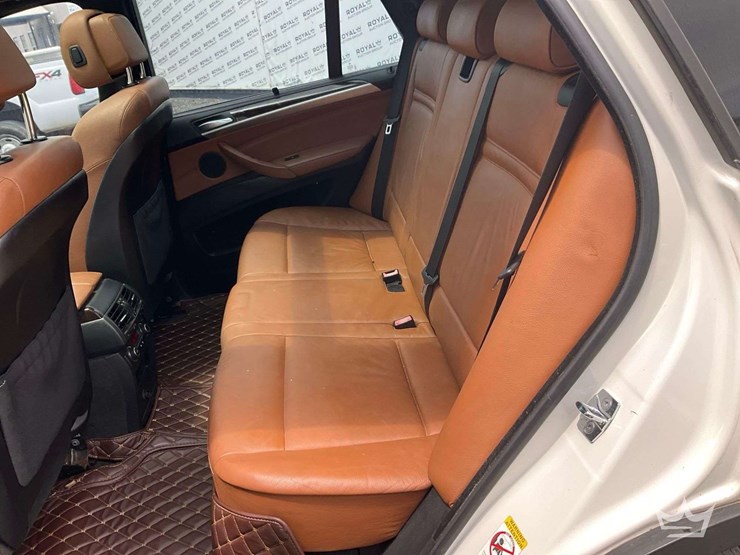 2009-bmw-x5-image-26
