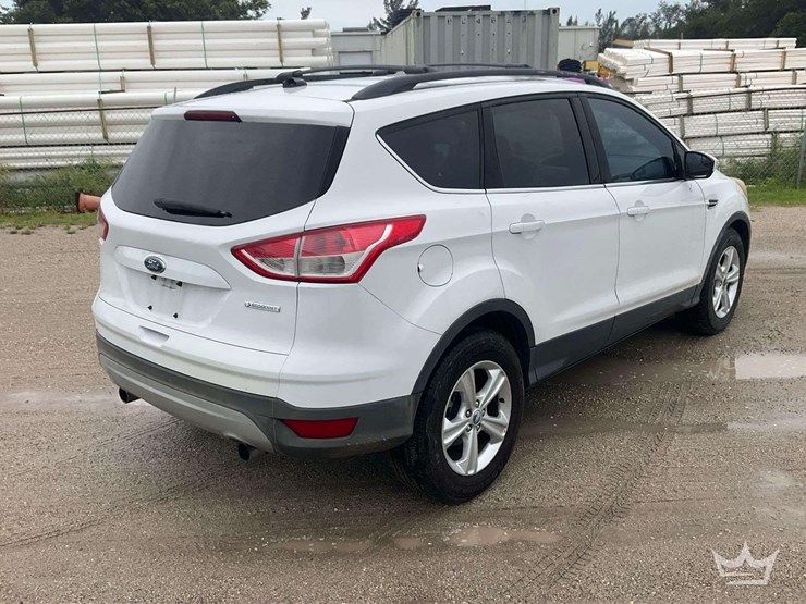 2013-ford-escape-image-3