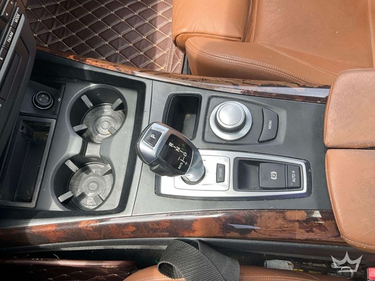 2009-bmw-x5-image-19