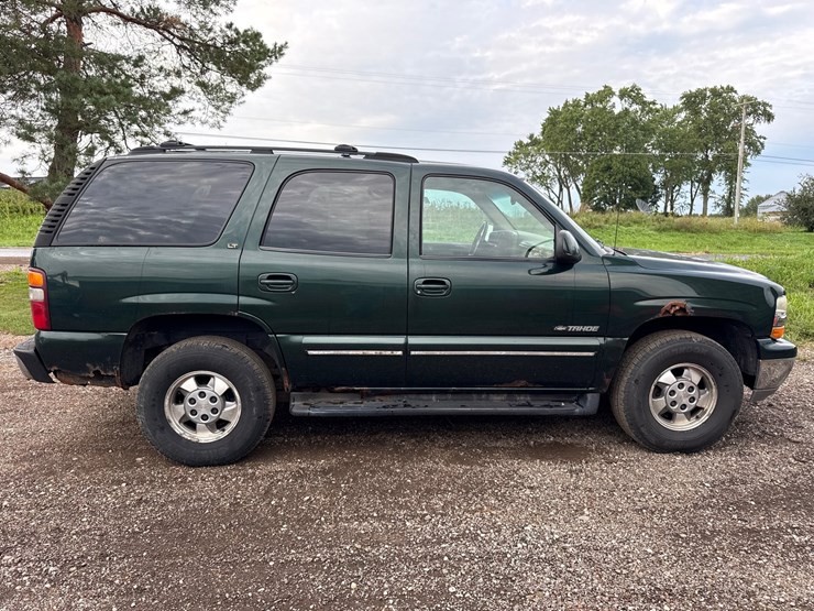 2001-chevrolet-tahoe-lt-image-6