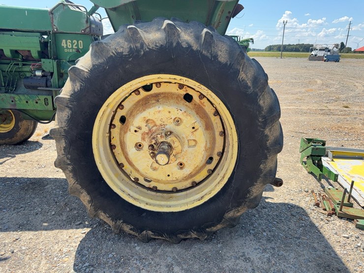 1972-john-deere-4620-image-12