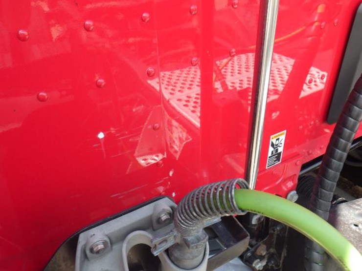 2019-kenworth-t680-image-19