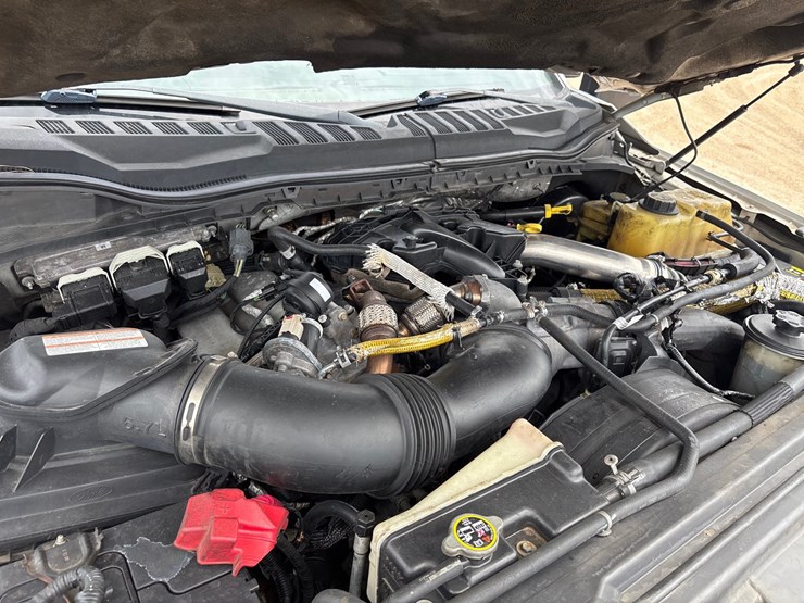 2017-ford-f250-image-15