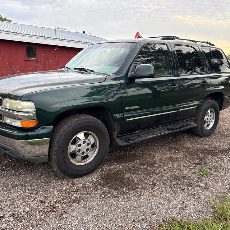 2001 CHEVROLET TAHOE LT