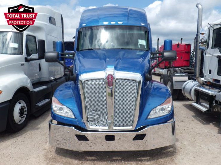 2023-kenworth-t680-image-4