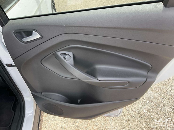 2018-ford-escape-image-23