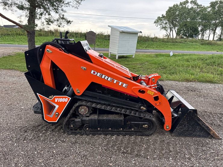 #756-•-2026-derette-v1000-stand-on-skid-steer-loader-image-6