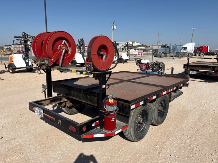 2018-sage-oil-vac-12’-x-88”-t/a-bumper-pull-lube-trailer-image-3