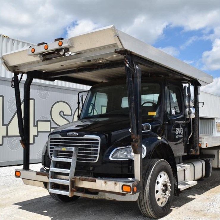 2015 FREIGHTLINER BUSINESS CLASS M2 106