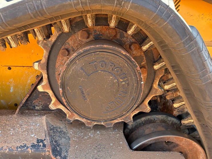 deere-333e-image-6