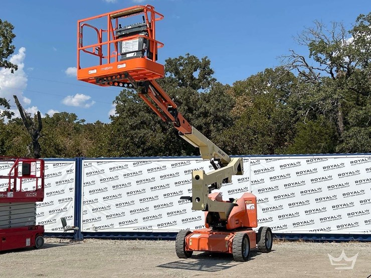 2016-jlg-e450aj-image-1