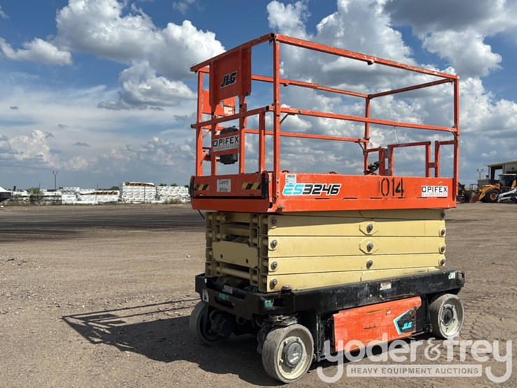 2021-jlg-es3246-image-1