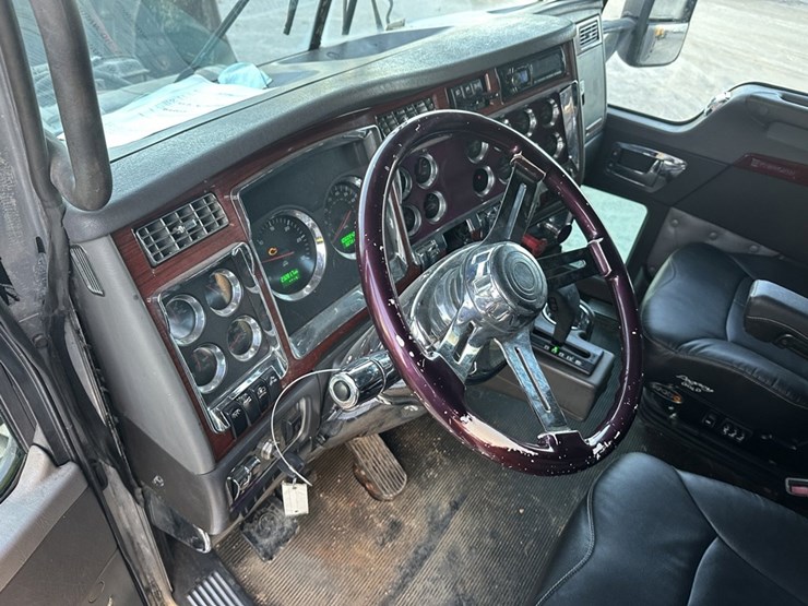 2006-kenworth-t600b-image-43