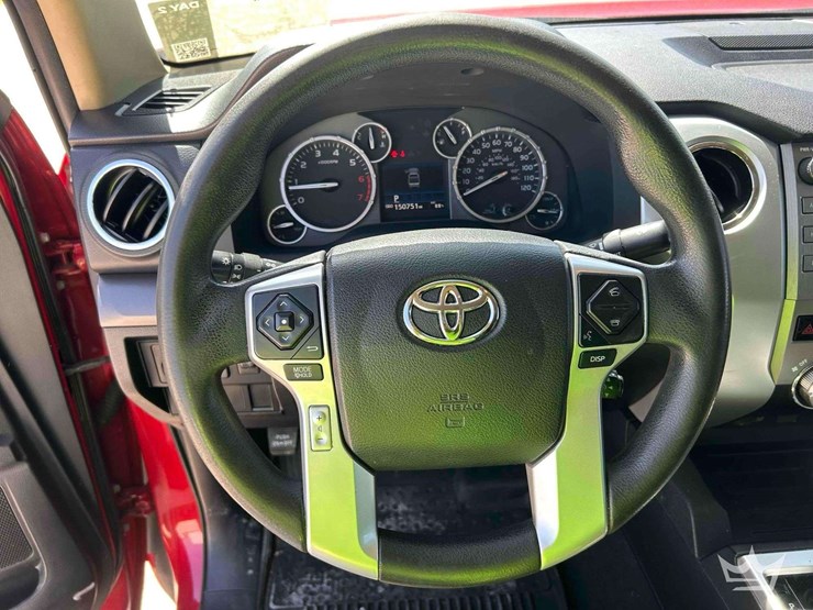 2016-toyota-tundra-image-15