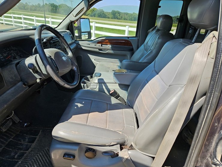 2003-ford-f350-image-33
