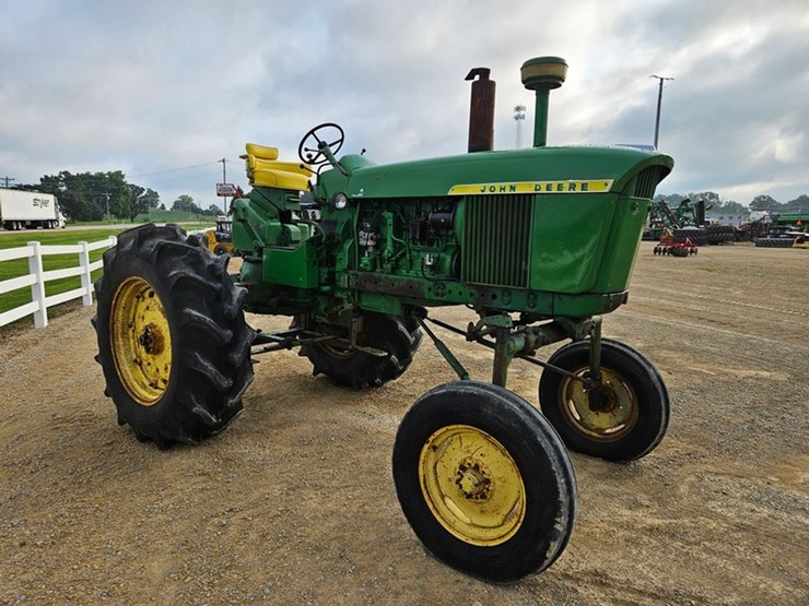 john-deere-4020-image-7