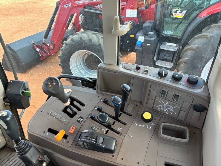 2010-john-deere-6430-image-15