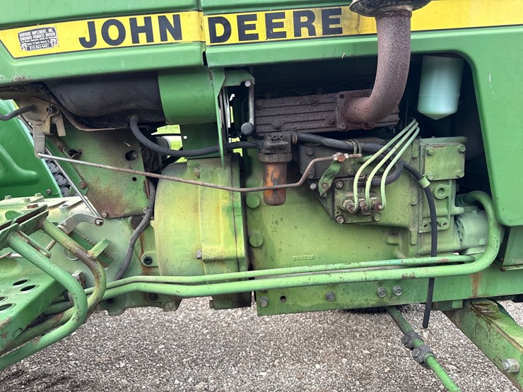 john-deere-850-image-13