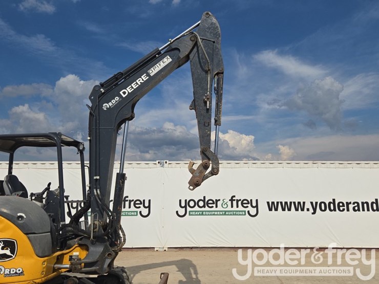 deere-60g-image-23