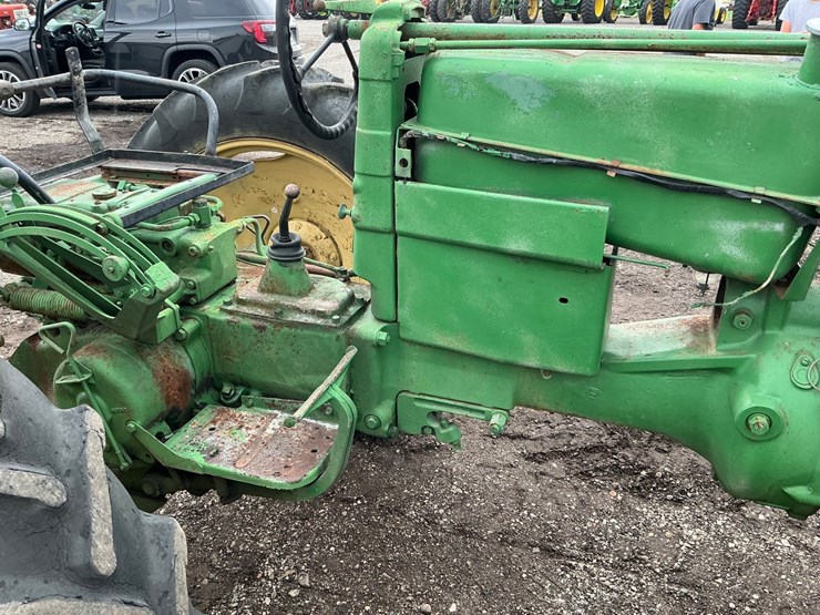 1953-john-deere-40-image-14
