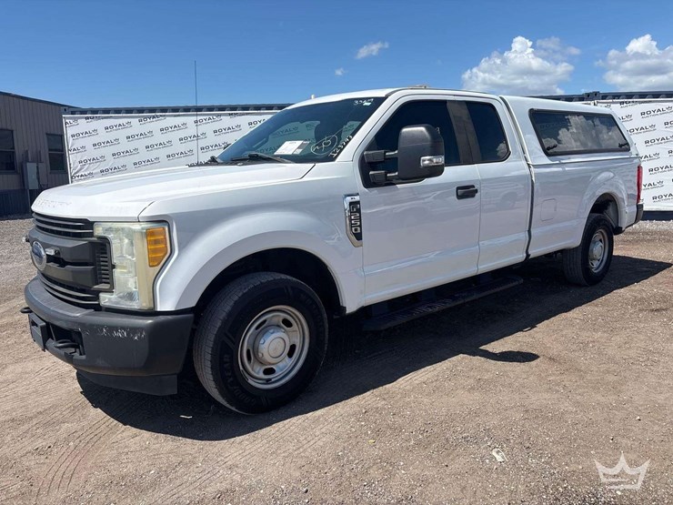 2017-ford-f250-image-1
