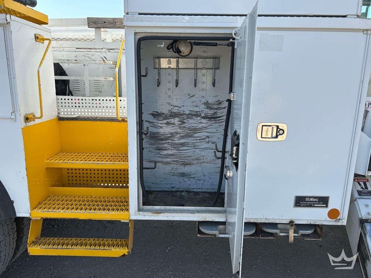 2014-international-durastar-4300-image-31