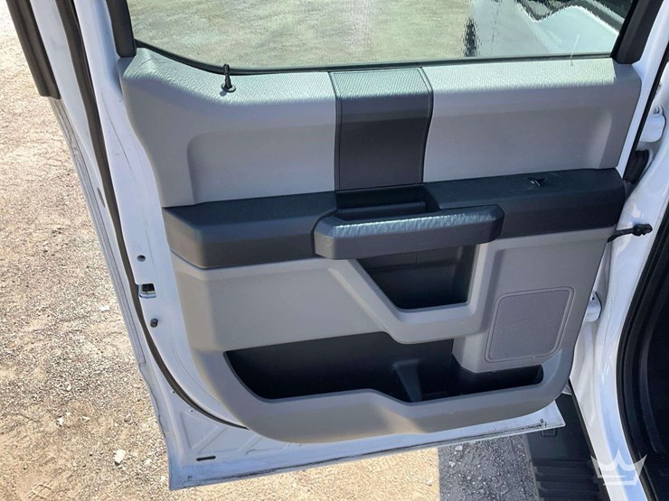 2016-ford-f150-image-23
