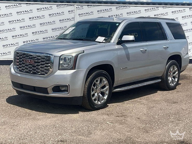 2015-gmc-yukon-image-1