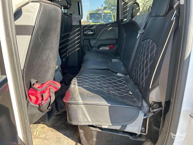 2019-chevrolet-silverado-2500-image-21