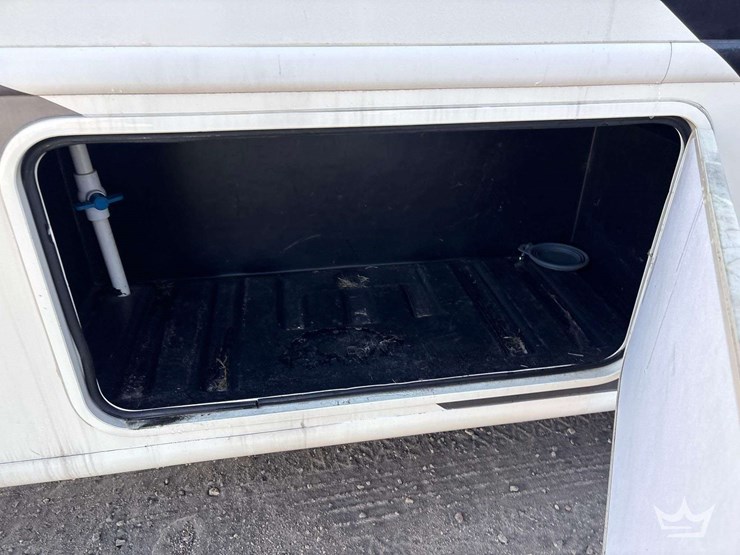 2020-ford-f53-thor-ace-32.3-33.5ft-class-a-motorhome-image-71