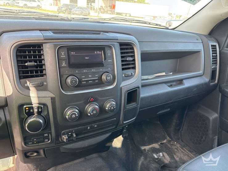 2019-dodge-1500-image-17