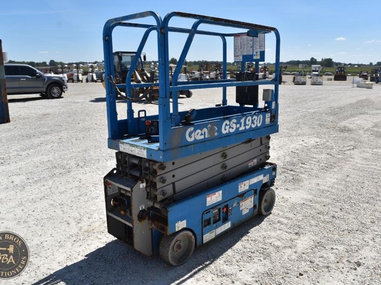 2017-genie-gs1930-image-9
