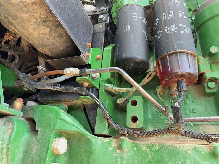 2016-john-deere-r4038-image-28