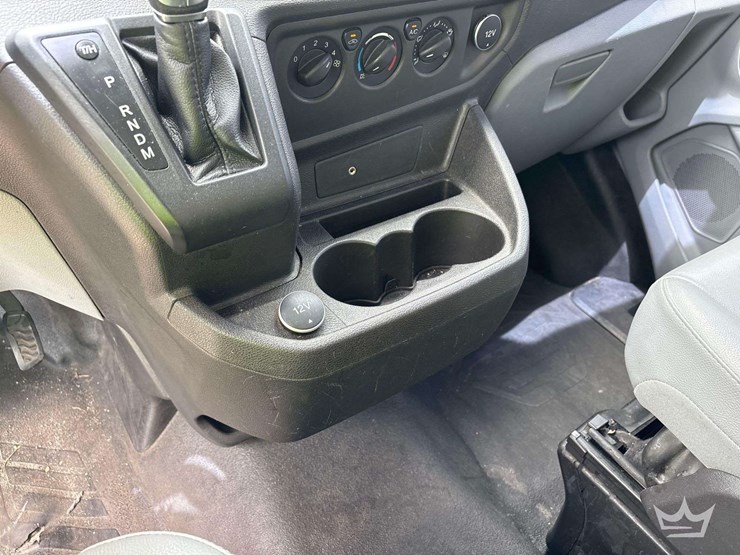 2017-ford-transit-image-17