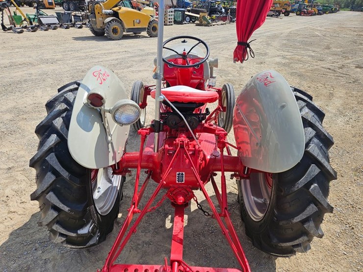 ford-8n-image-54