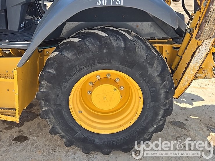 2014-deere-310k-ep-image-10