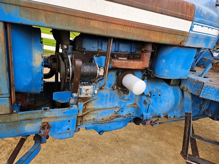 ford-5000-image-15