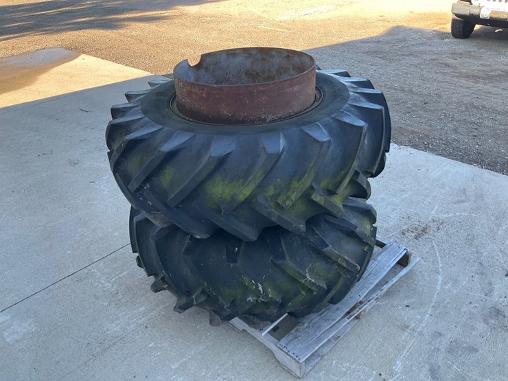 #5045-•-(2)-b.f.-goodrich-silvertown-agricultural-tractor-tires-on-rims-image-3