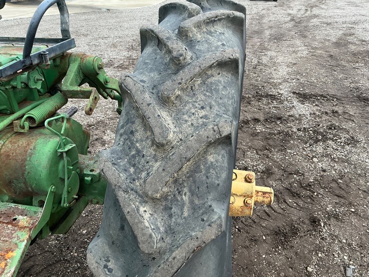 1953-john-deere-40-image-18