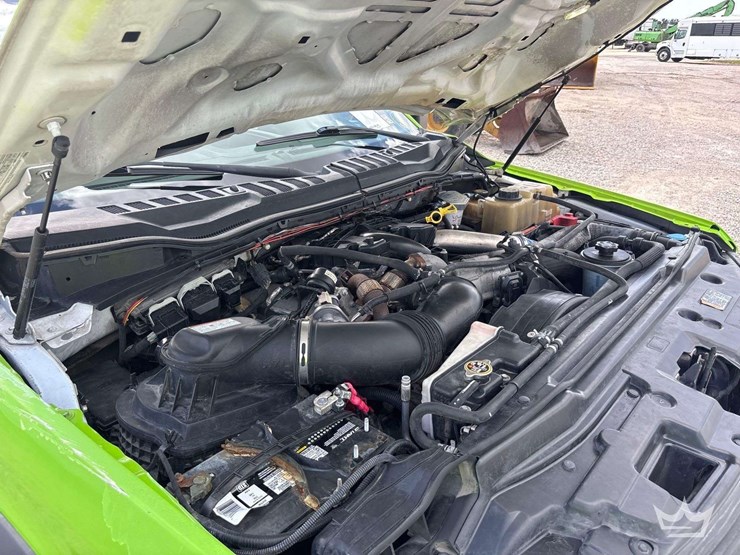 2019-ford-f550-image-8