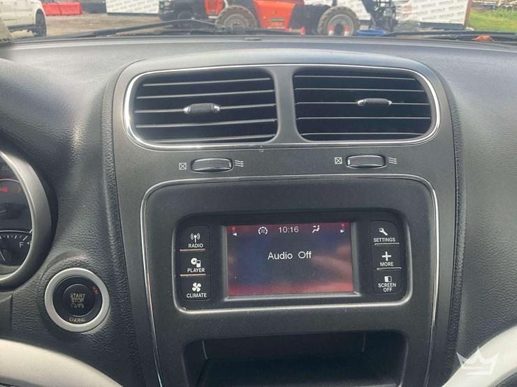 2015-dodge-journey-image-15