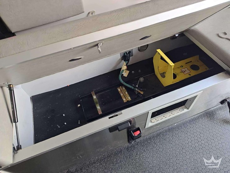 2011-international-durastar-4300-image-50