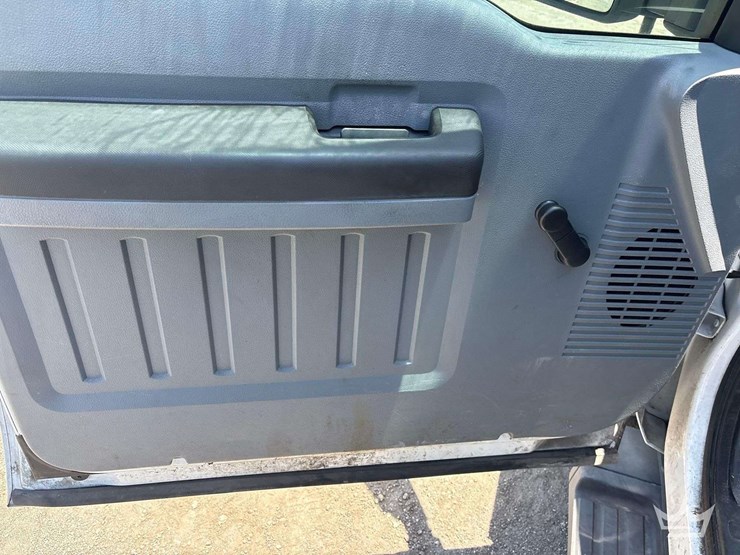 2016-ford-f350-image-14