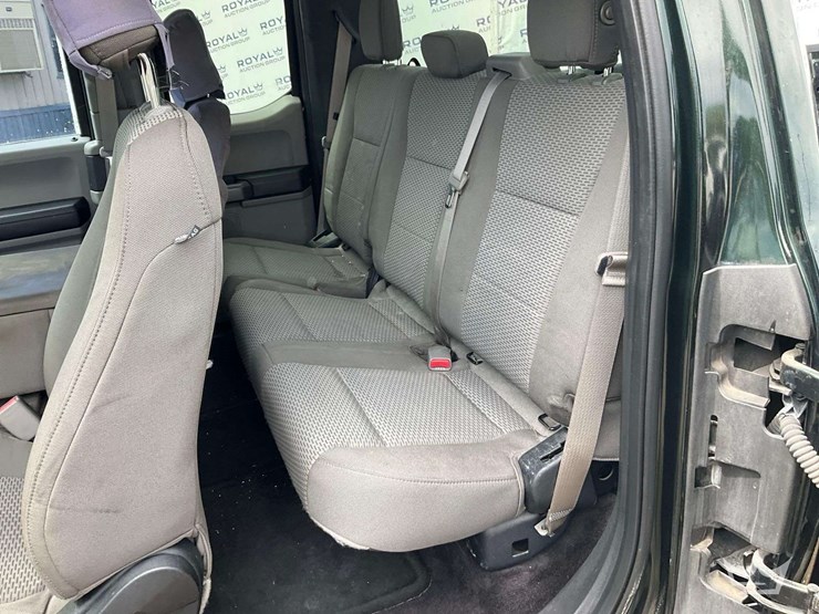 2017-ford-f150-image-21
