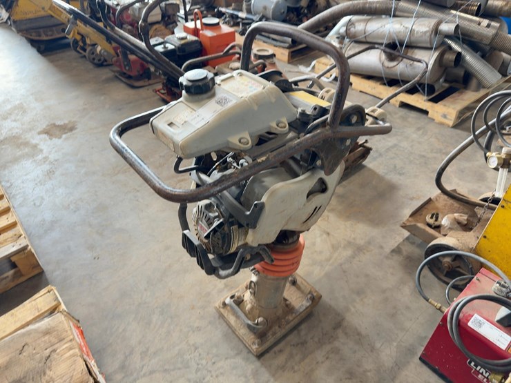 mikasa-rammer-compactor-image-3