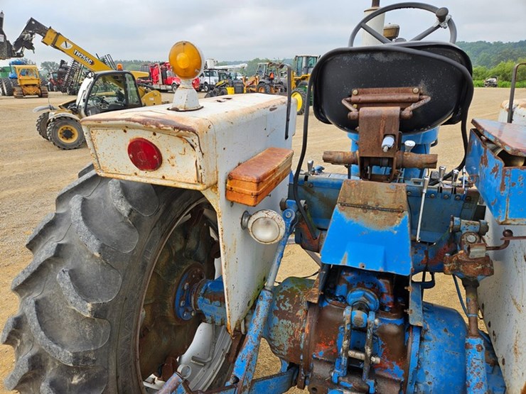 ford-5000-image-21