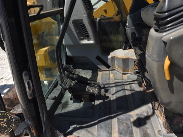 2010-caterpillar-308d-cr-image-60