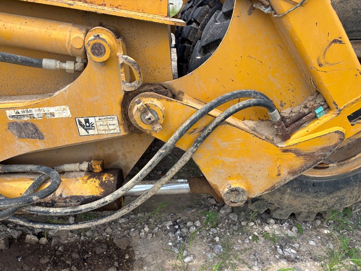 deere-1812c-image-18