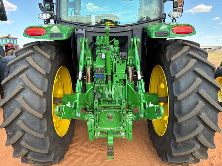 #207617-•-john-deere-6r155-tractor-image-5